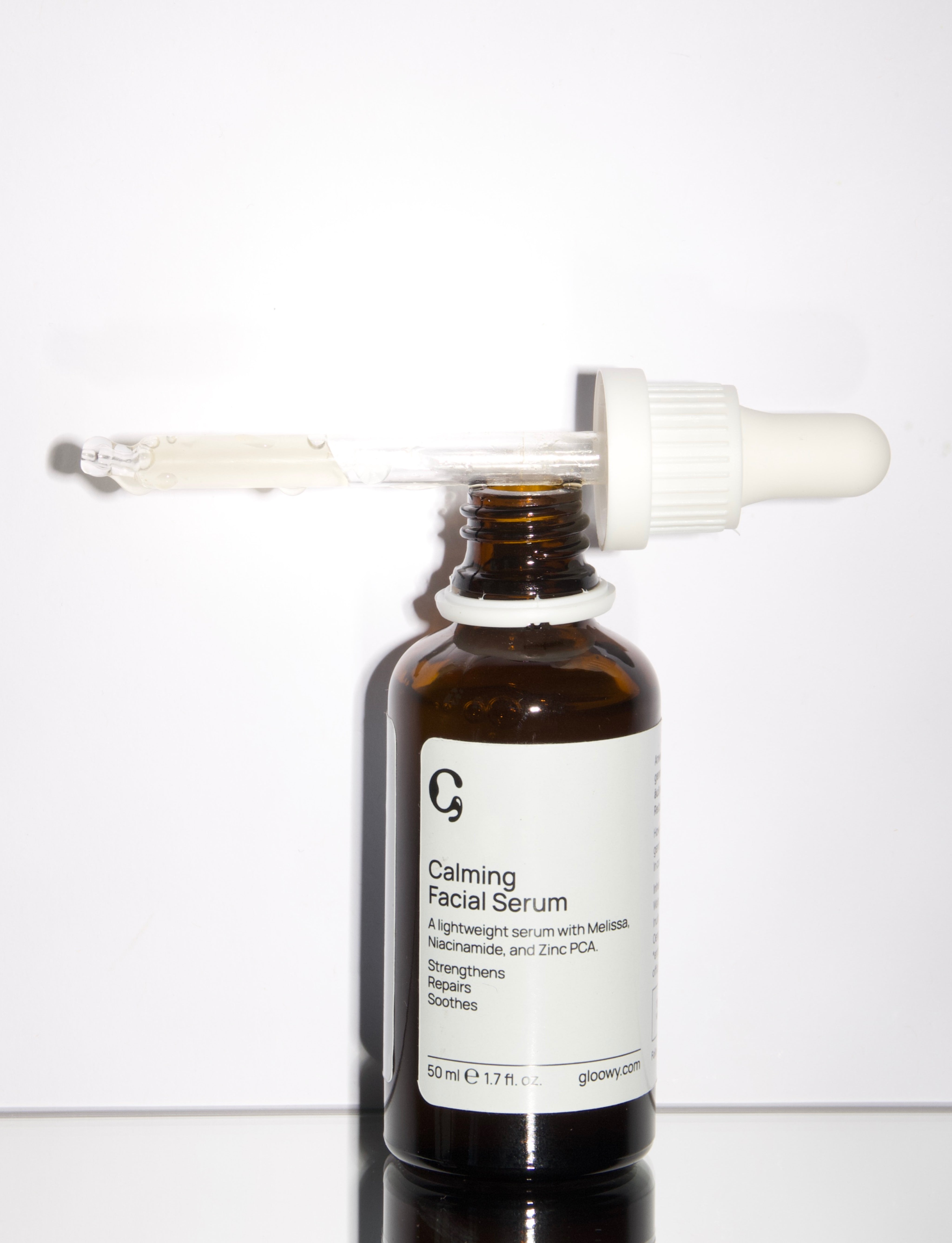 gloowy-calming-facialserum-product-details